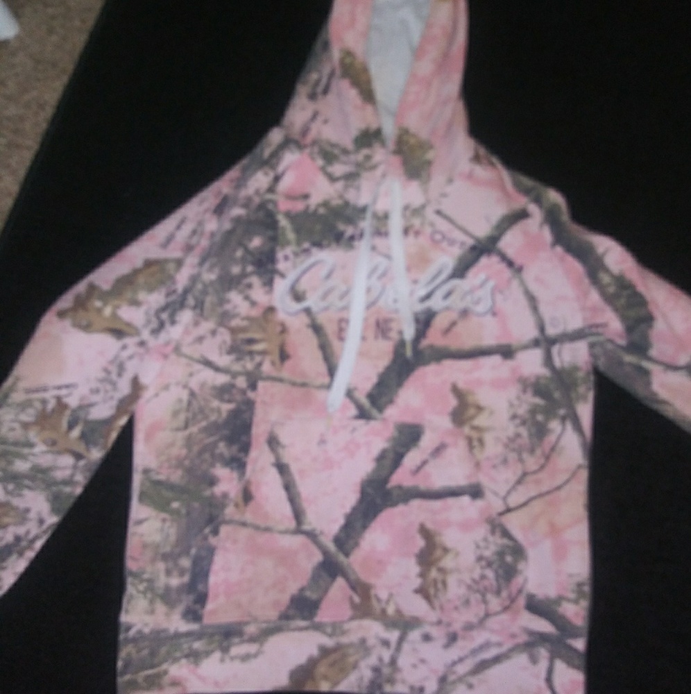Cabela's Sweatshirt